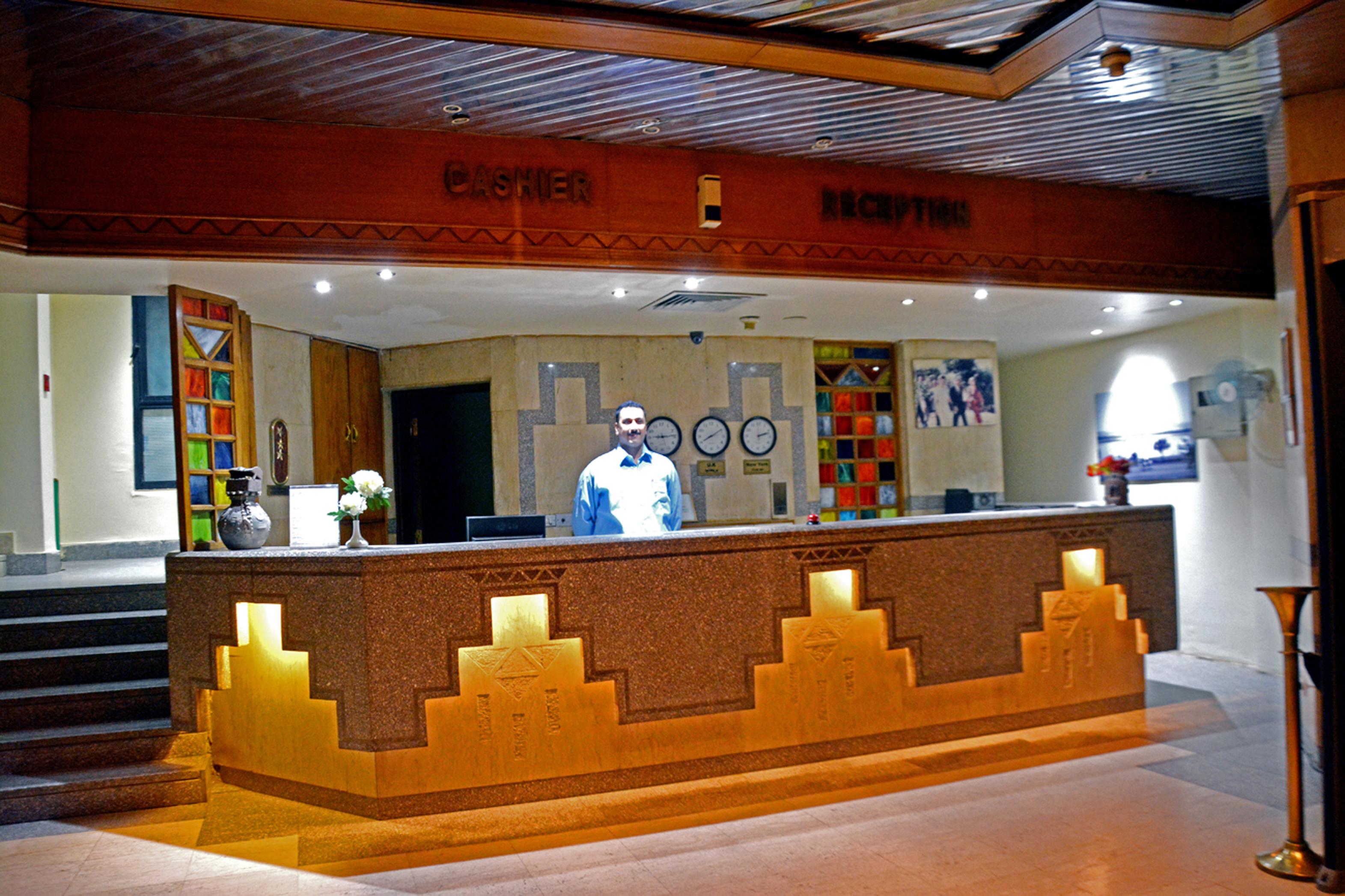 Gaddis Hotel, Suites And Apartments ลักซอร์ ภายนอก รูปภาพ